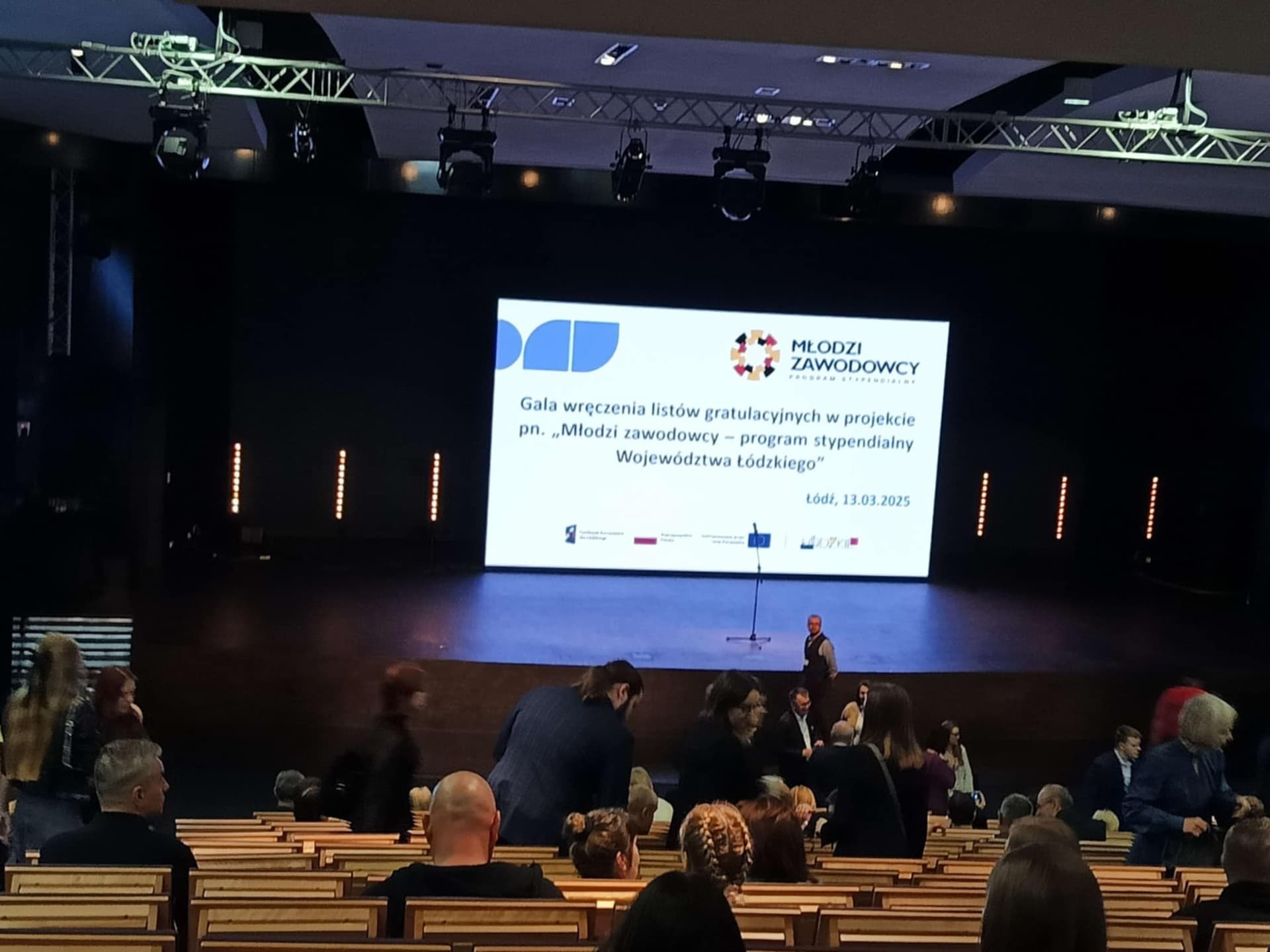 Stypendium Młodzi Zawodowcy